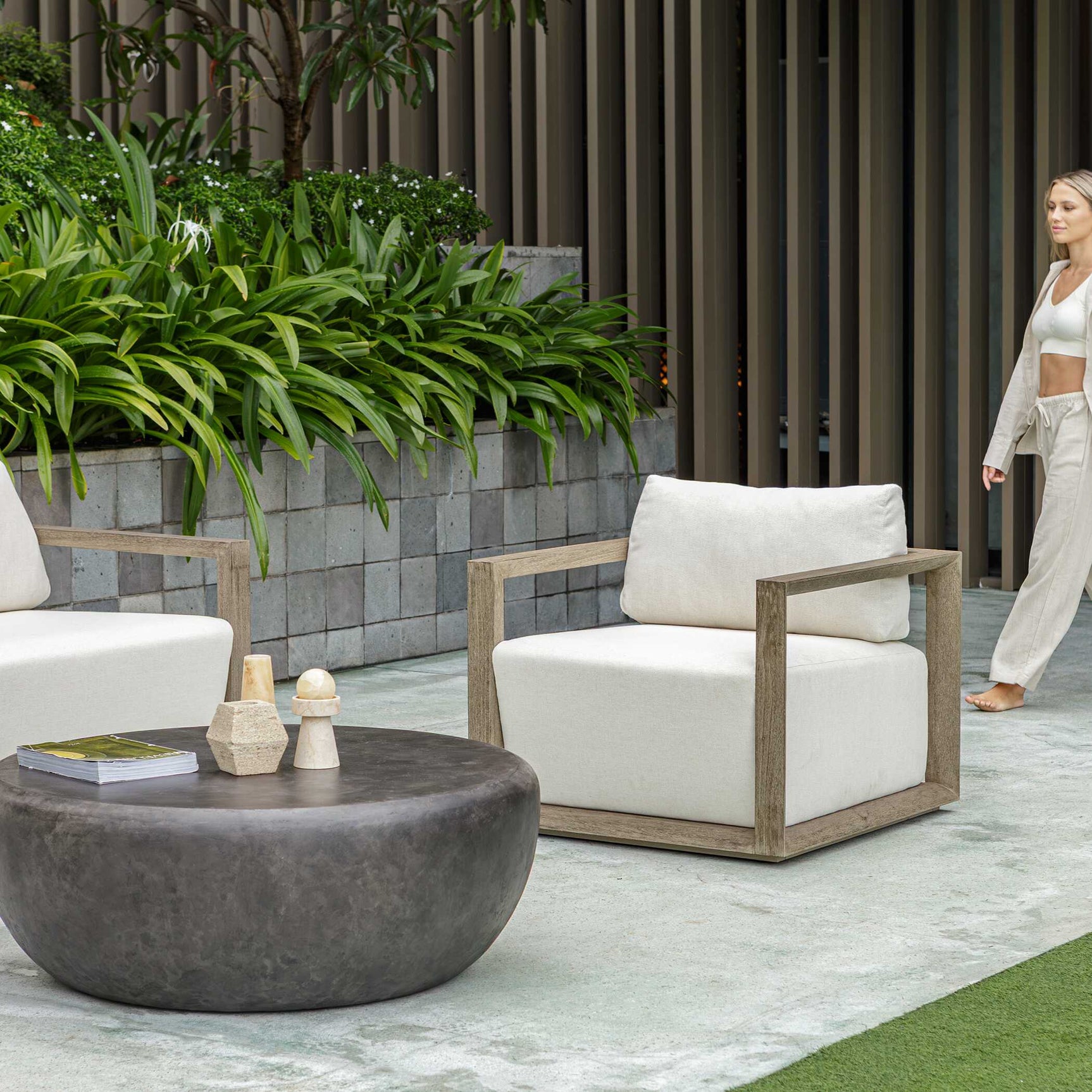 Remsen Gray Outdoor Lounge Chair