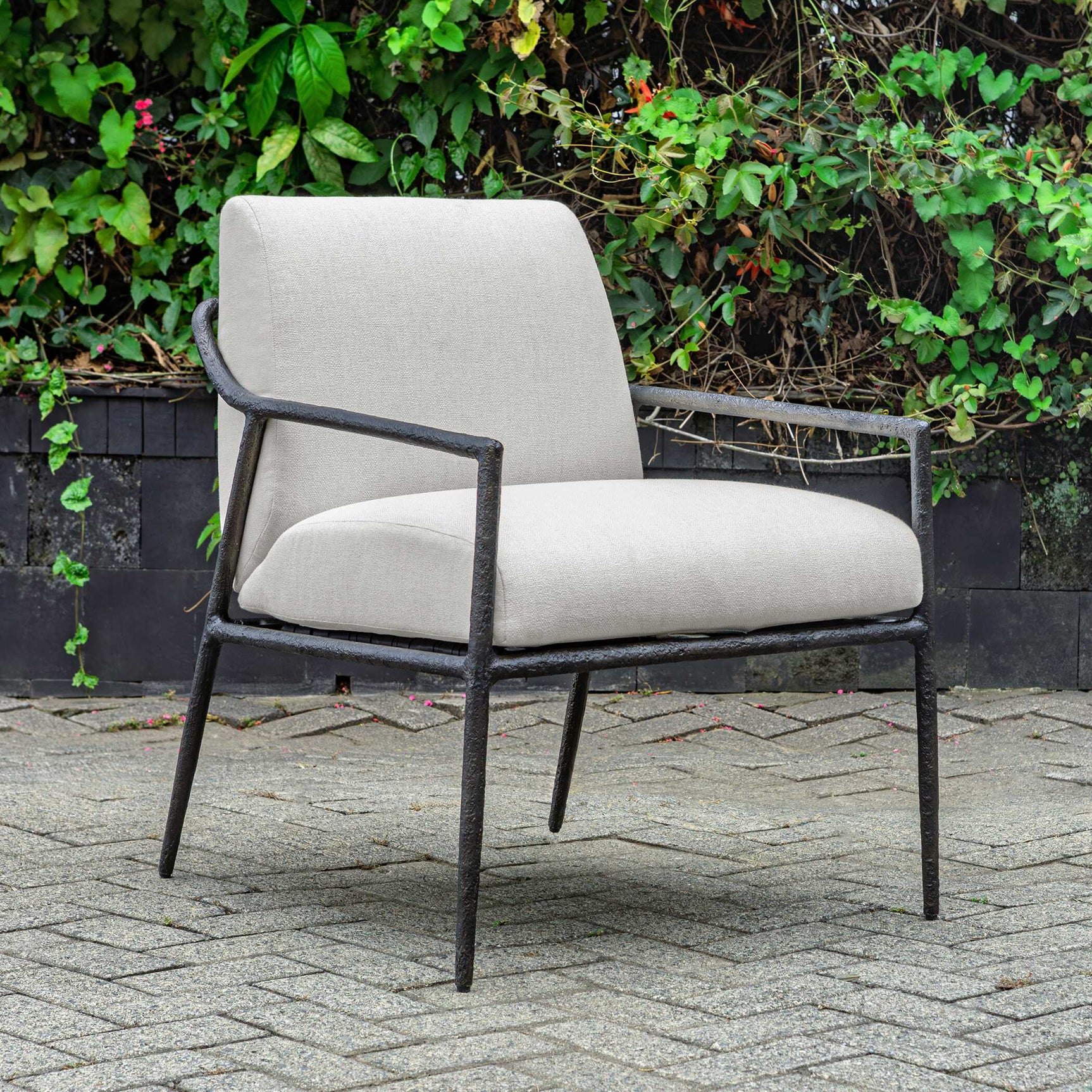 Thayer Bronze/White Outdoor Upholstered Lounge Chair