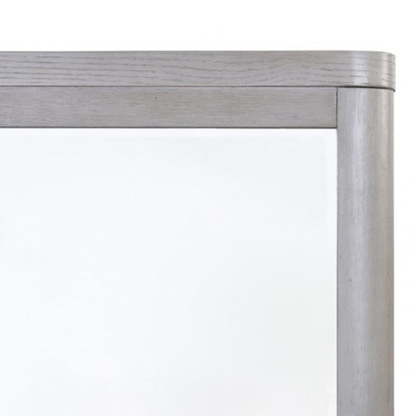 Fareham Oak Queen 5 Piece Bedroom Set w/2 Nightstands - Ornate Home