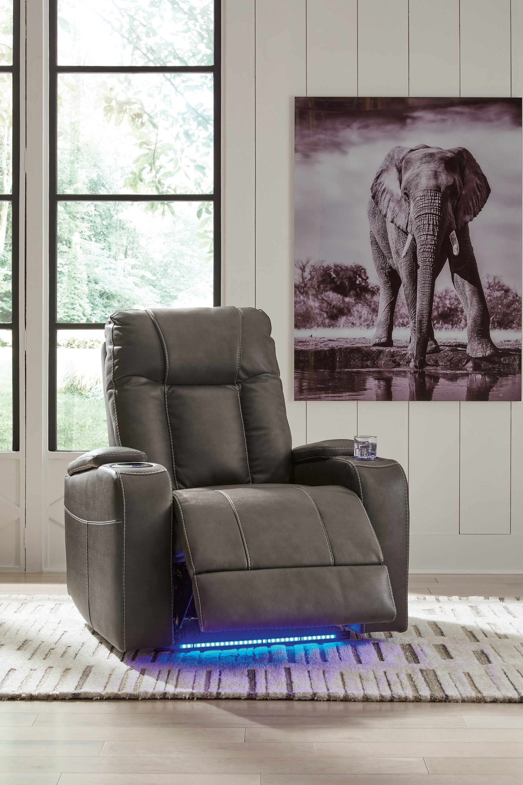 Feazada Gray Power Recliner - Ornate Home