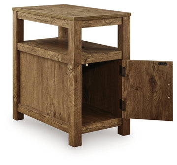 Fendenmore Brown Chair Side End Table - Ornate Home