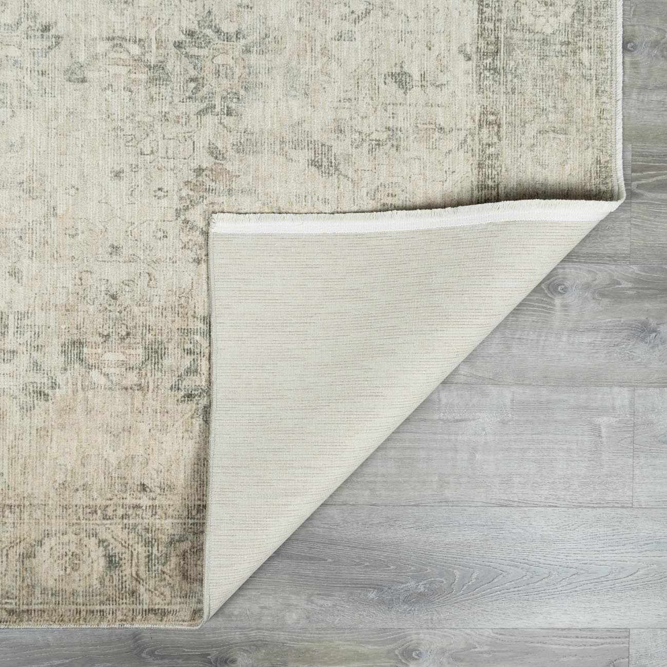 Fetscher Machine Woven Galey Alix x LIVABLISS GAHU-2301 Area Rug - Ornate Home