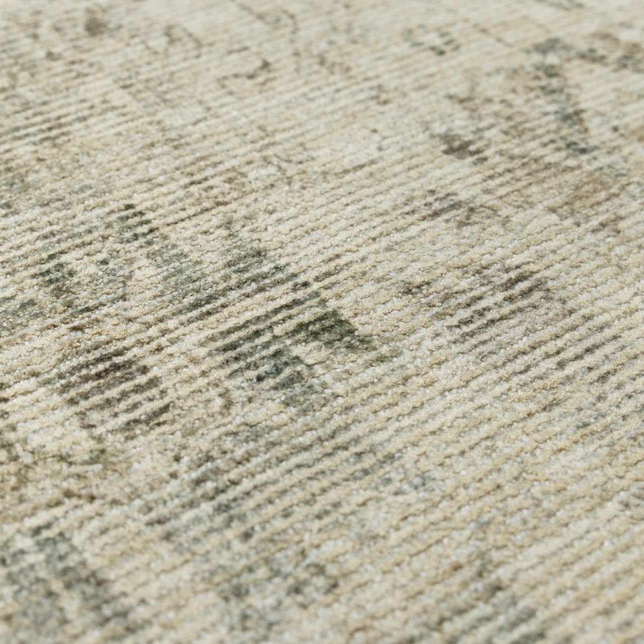 Fetscher Machine Woven Galey Alix x LIVABLISS GAHU-2301 Area Rug - Ornate Home