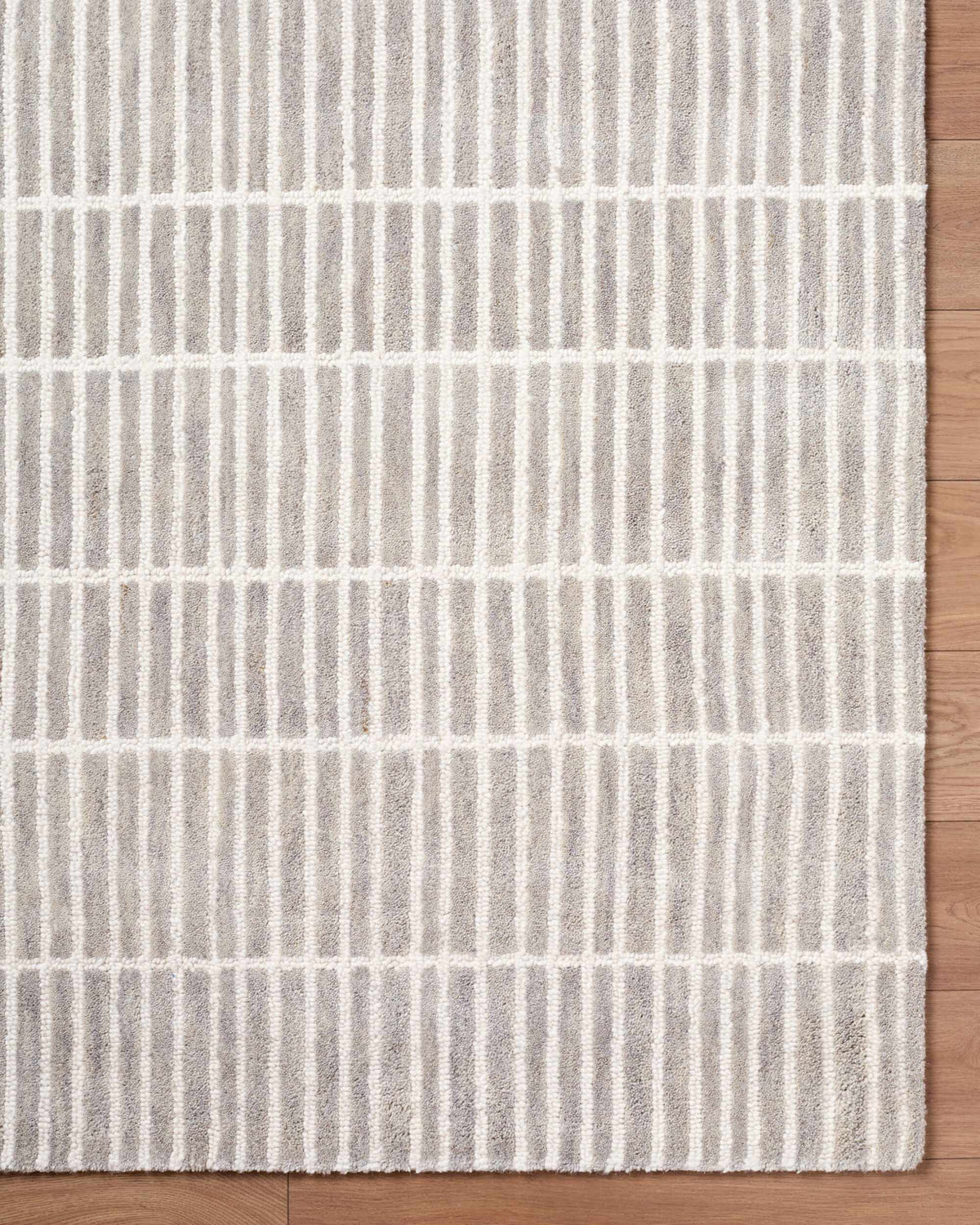 Finial Gray Wool Area Rug - Ornate Home
