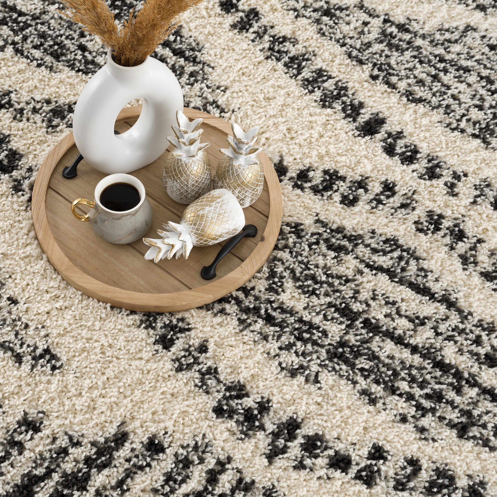 Fishhook Berber Shag Rug - Ornate Home