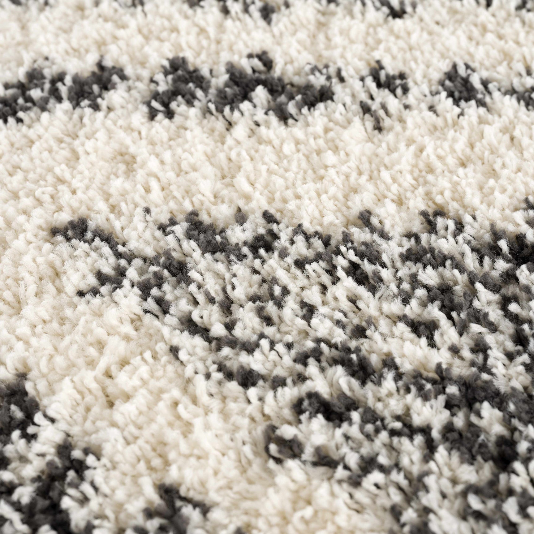 Fishhook Berber Shag Rug - Ornate Home