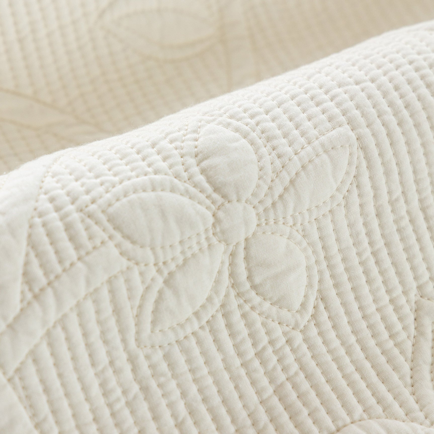 Floral Cotton Quilted Sofa Cover, Non-Slip Couch Protector with Scalloped Edges - Ornate Home