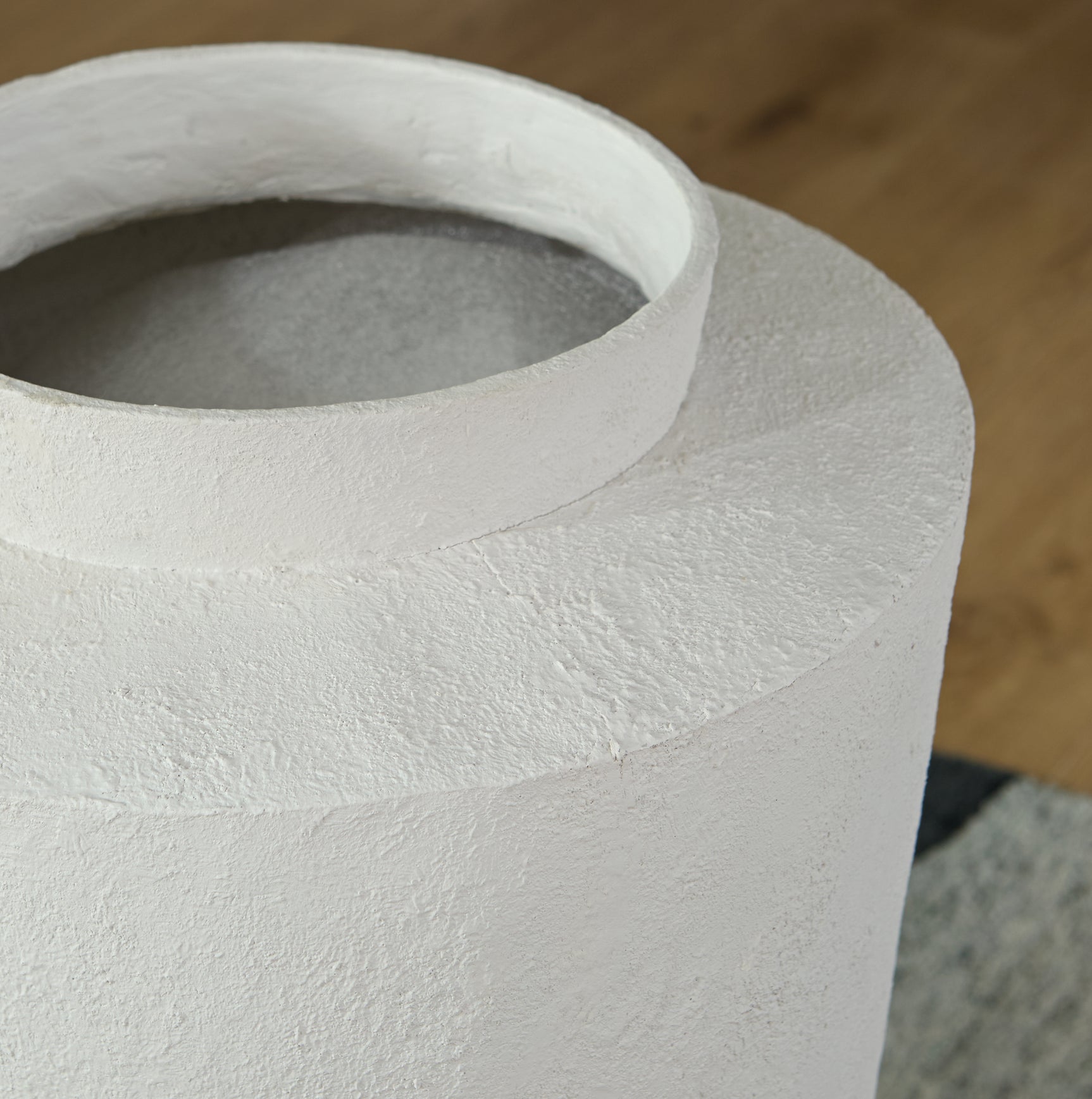 Flurinworth Cream Vase - Ornate Home