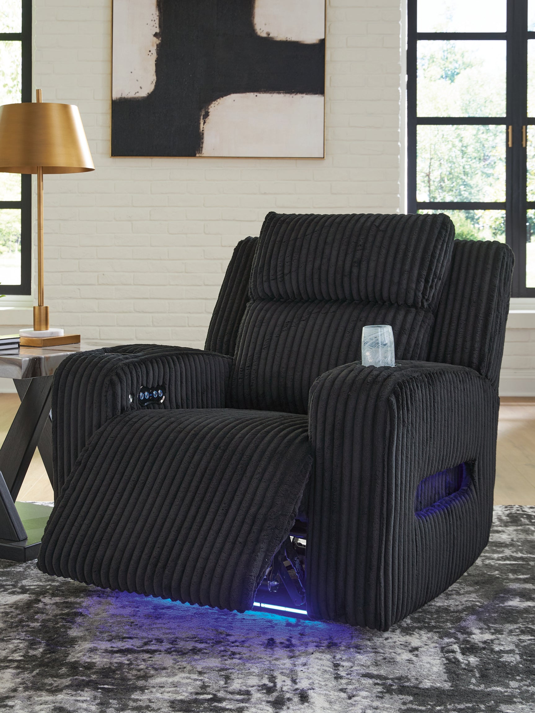 Forest Lake Black Power Recliner - Ornate Home