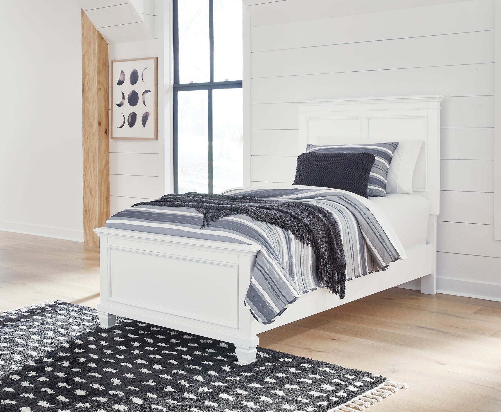 Fortman White Twin Panel 5-Piece Bedroom Set w/ 2 Nightstands (Online Special Price) - Ornate Home
