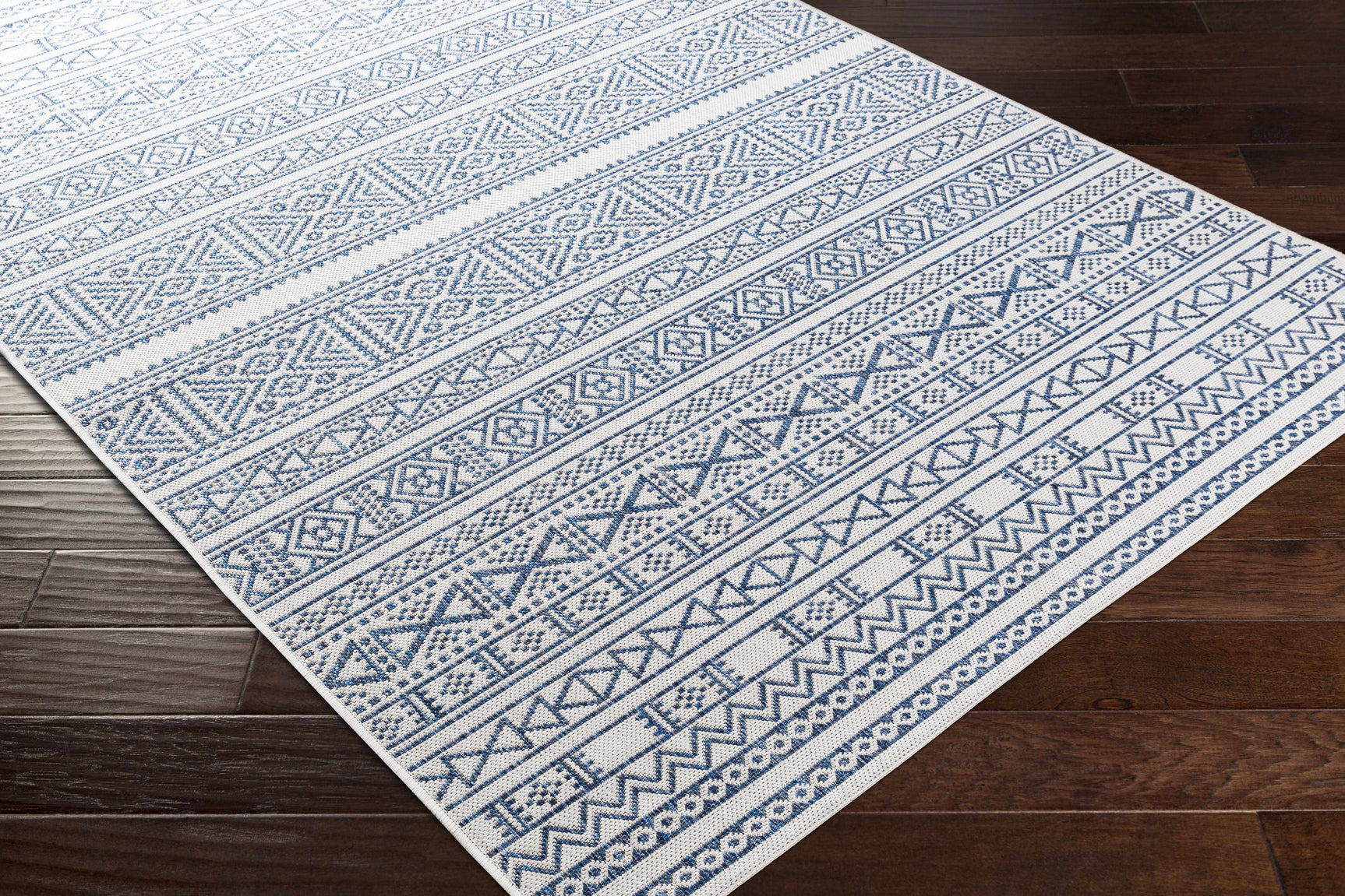 Freshwater White&Blue Outdoor Rug - Clearance - Ornate Home