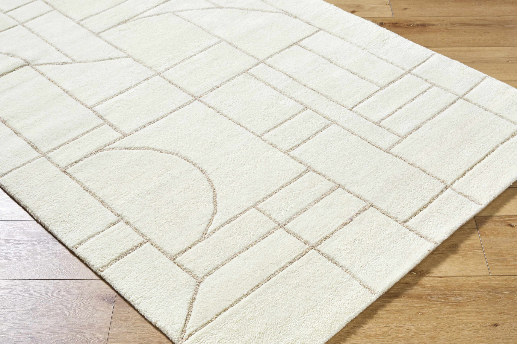 Fusao Beige Area Rug - Ornate Home