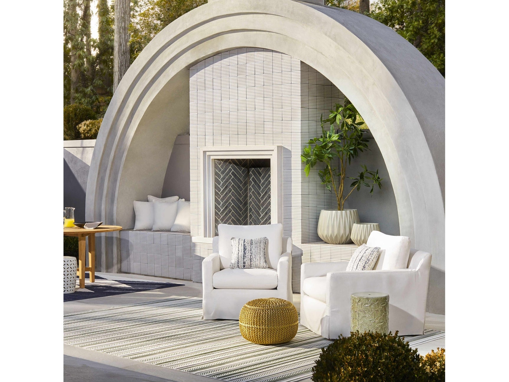 Gardenville Pouf - Ornate Home