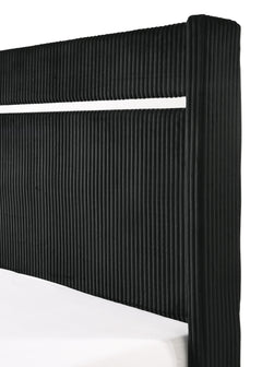 Gennro Black King Upholstered Panel Bed - Ornate Home