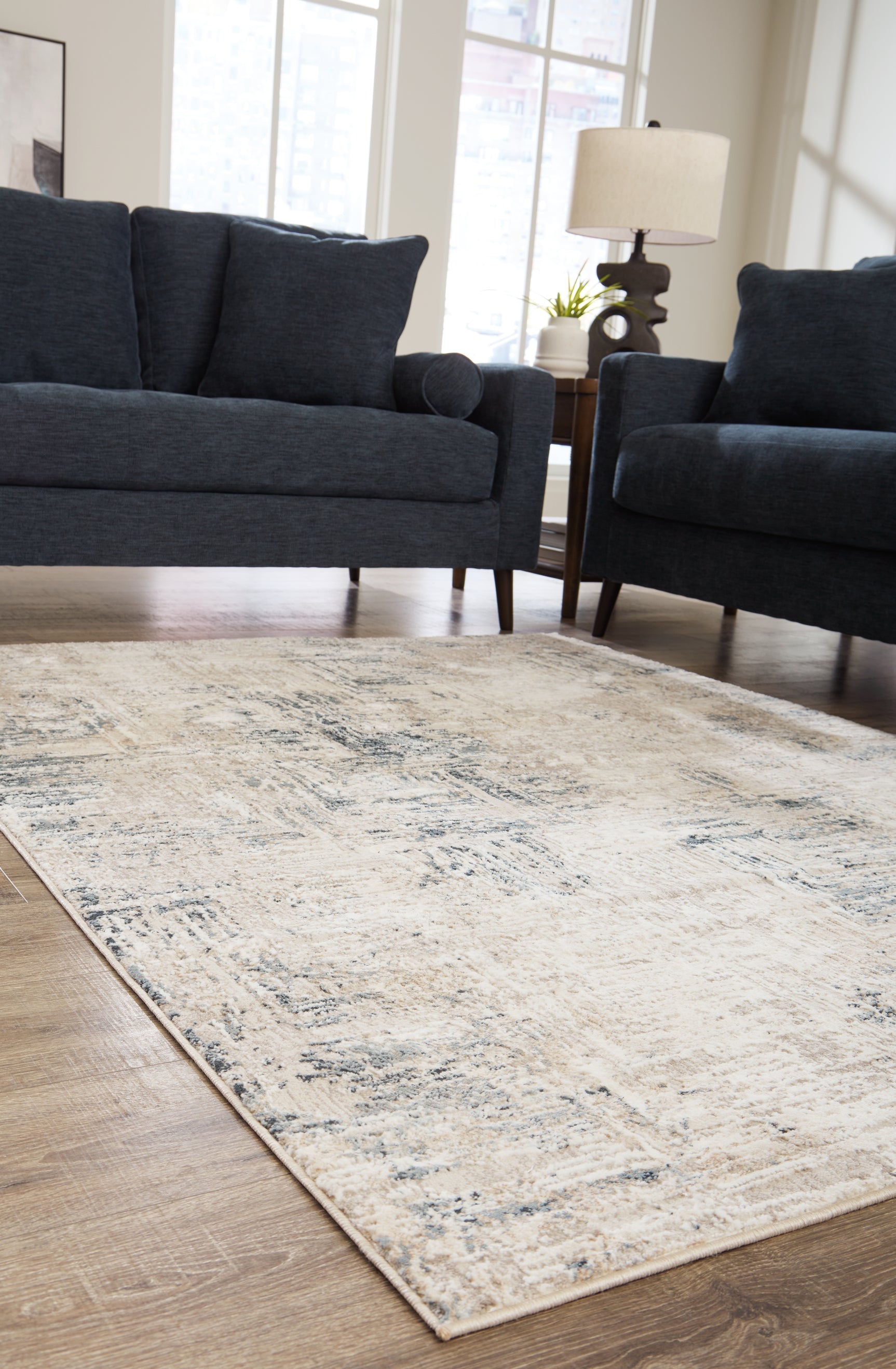 Gentor Blue/Ivory 5' x 7' Rug - Ornate Home