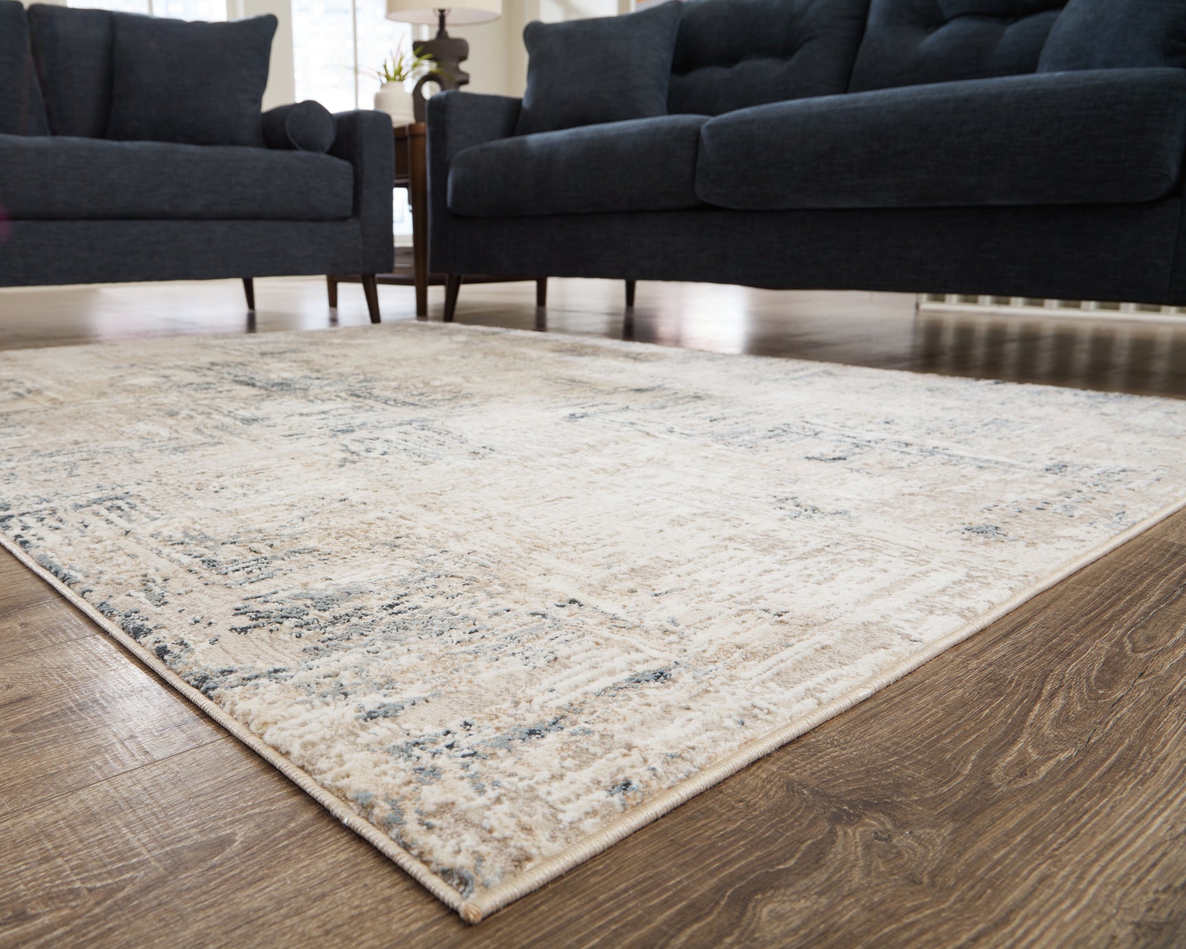 Gentor Blue/Ivory 8' x 10' Rug - Ornate Home
