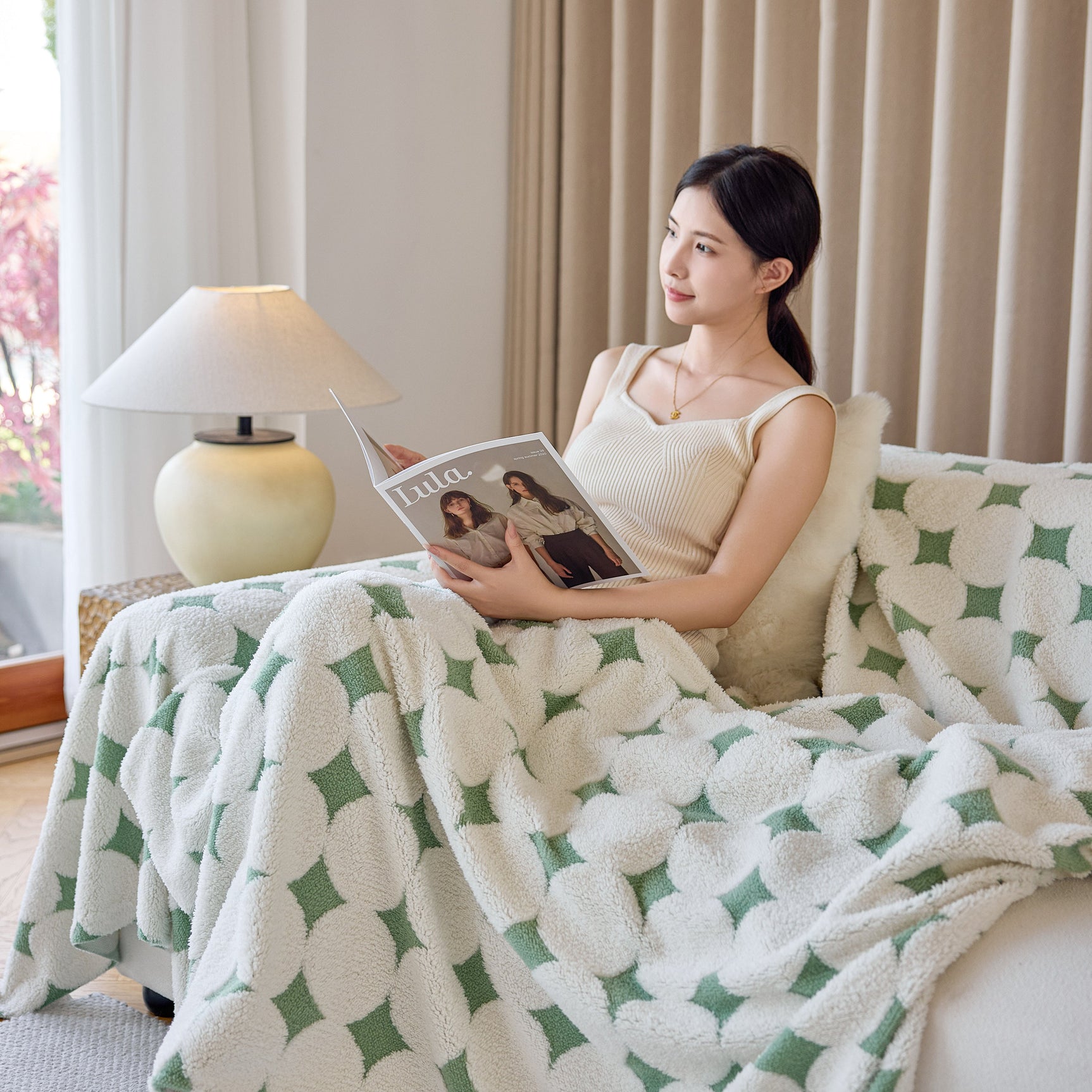 Geometric Jacquard Plush Warm Sofa Couch Cover Coral Fleece Throw Blanket for Couch - Ornate Home