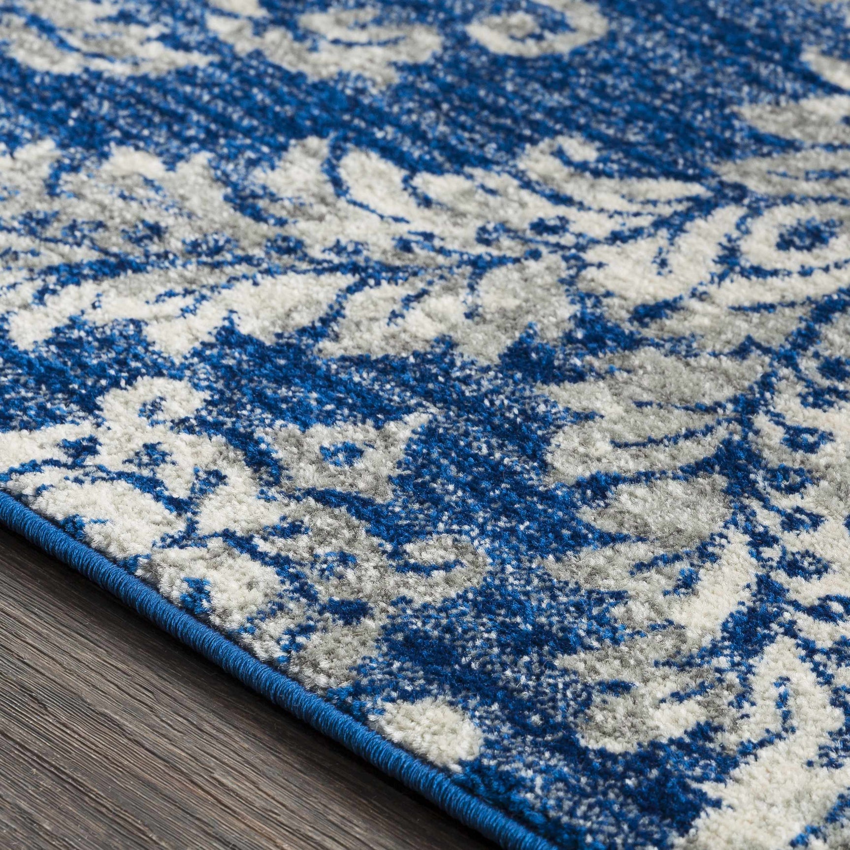 Gleed Area Rug - Clearance - Ornate Home