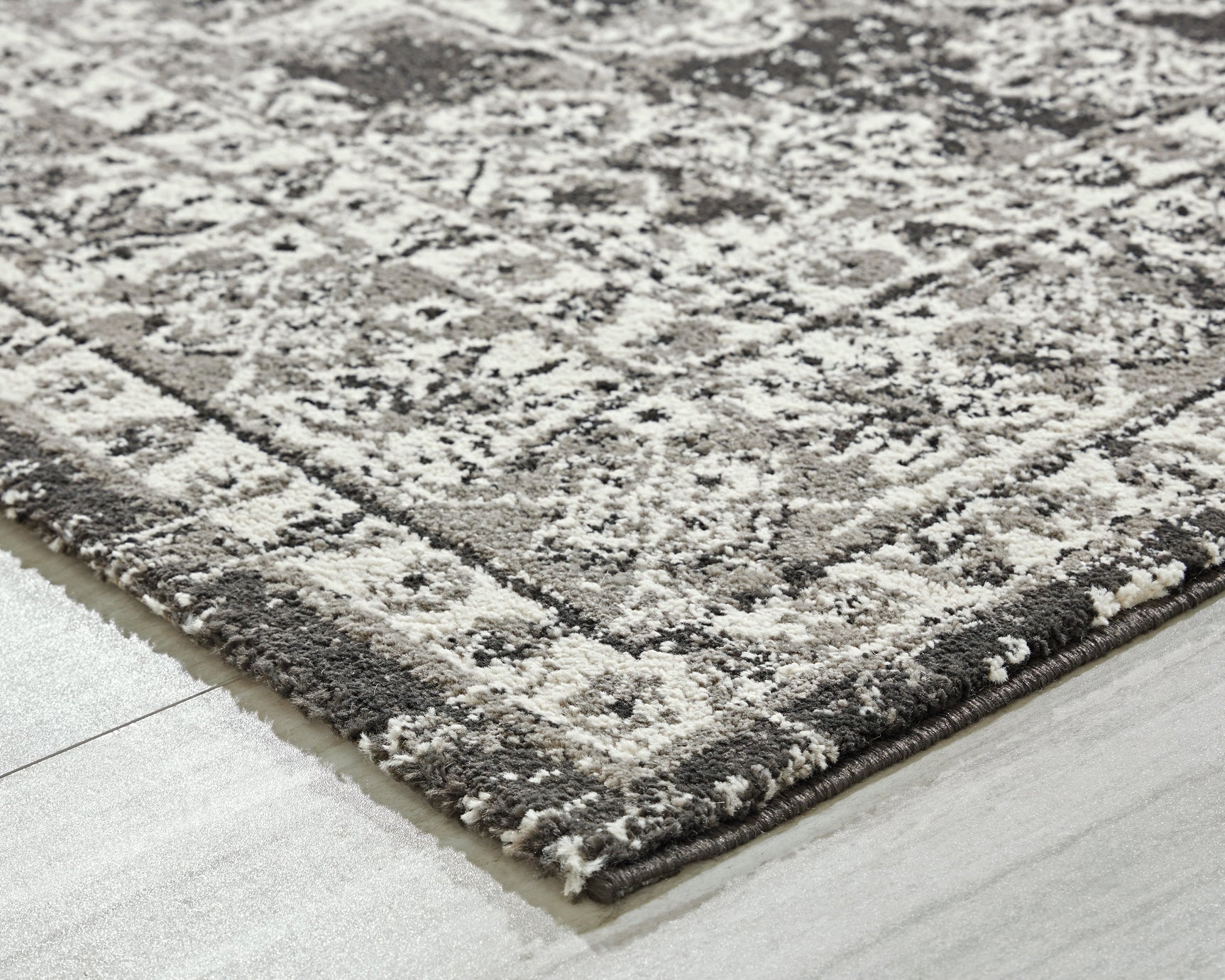 Glennisman Black/Gray/Ivory Large Rug (Online Special Price) - Ornate Home