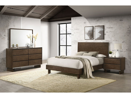 Glenwood Warm Brown 4-piece Queen Bedroom Set - Ornate Home