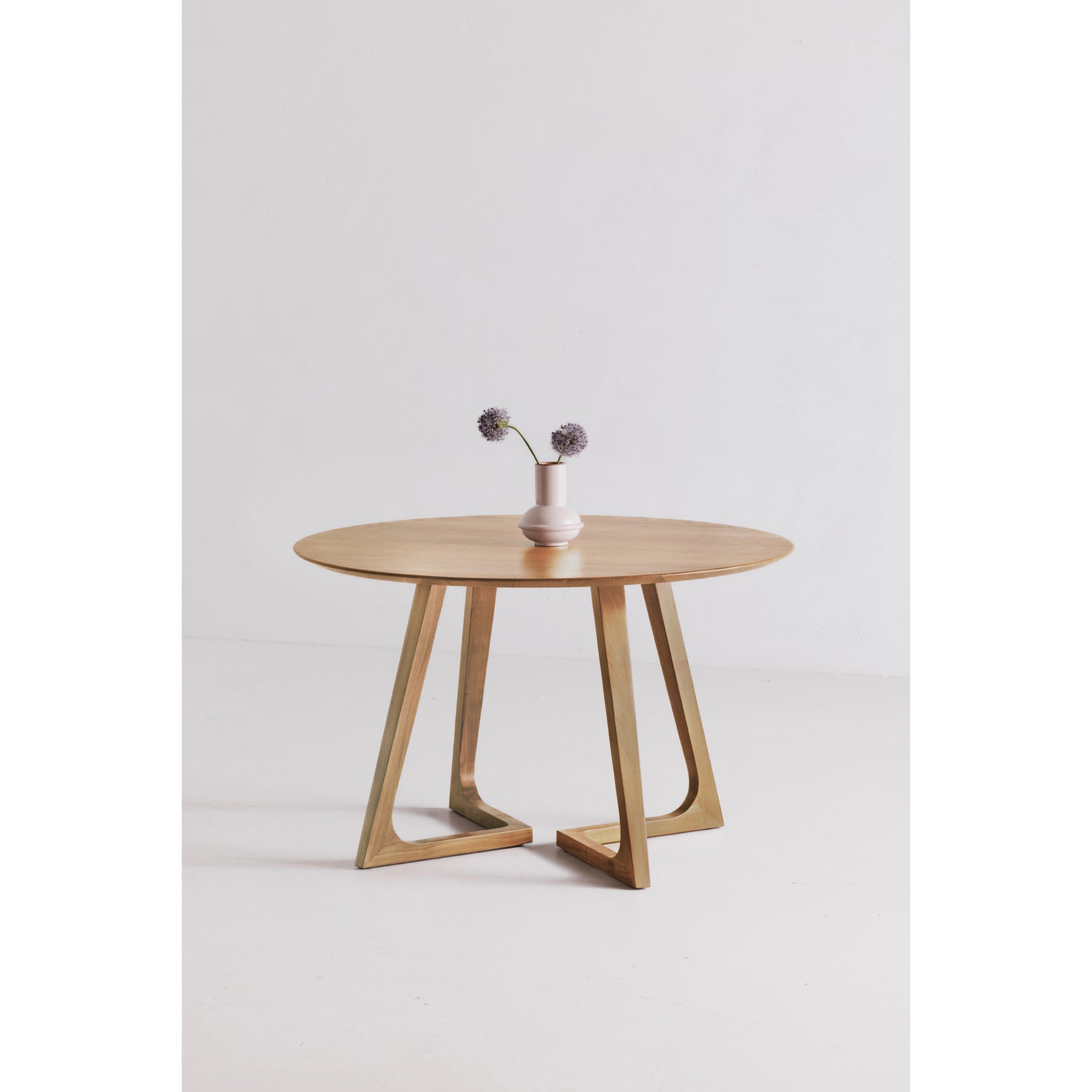 Godenza Oak Round Dining Table - Ornate Home