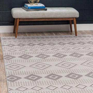 Goya Woven Non-Slip Geometric Diamond Pattern Indoor Area Rug - Ornate Home