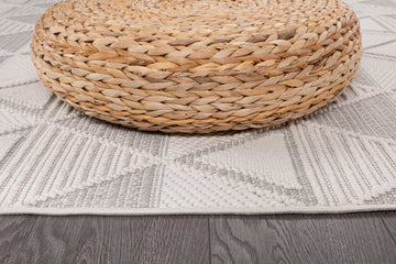 Goya Woven Non-Slip Geometric Triangle Pattern Indoor Area Rug - Ornate Home