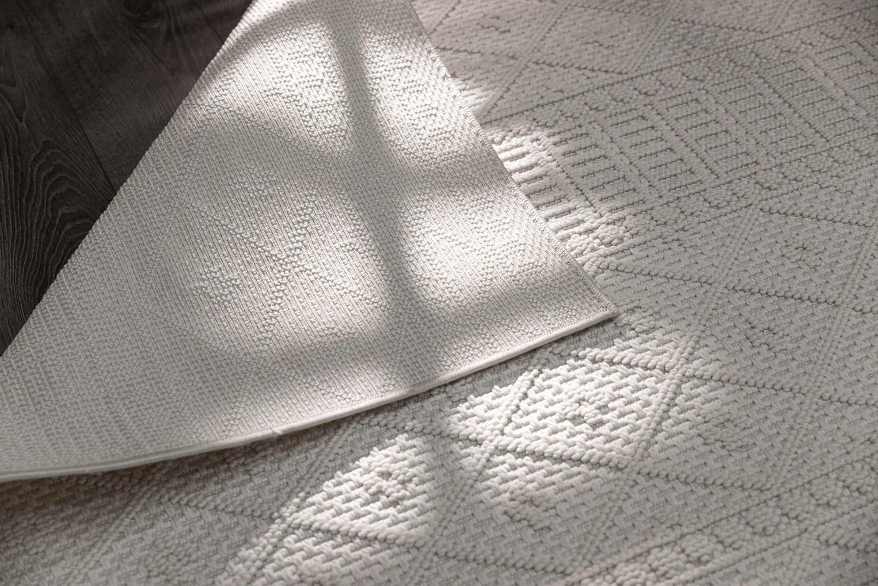 Goya Woven Non-Slip Minimalist Lattice Pattern Indoor Area Rug - Ornate Home
