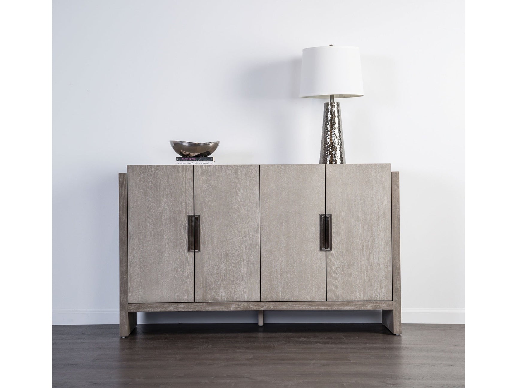 Gristalt Gray Server - Ornate Home