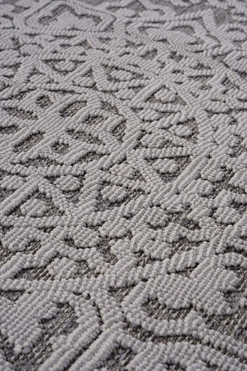 Guros Stylish Indoor Area Rug 5' x 7' - Ornate Home
