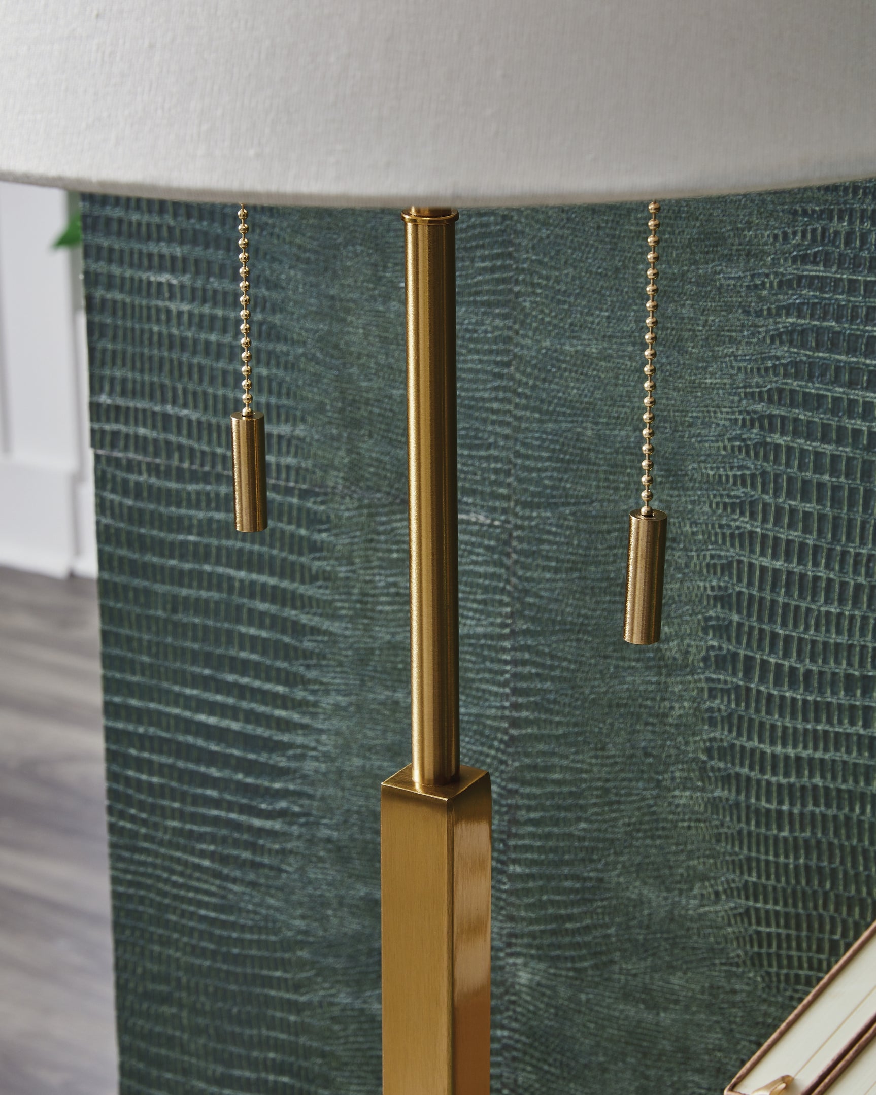 Haigwood Gold Metal Table Lamp (1/CN) - Ornate Home