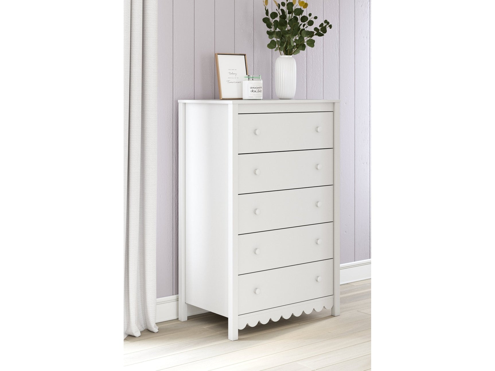 Hallityn White Chest of Drawers (Online Special Price) - Ornate Home
