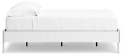 Hallityn White Full Platform Bed - Ornate Home