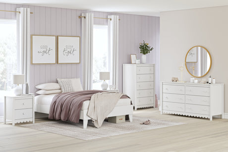 Hallityn White Full Platform Bed - Ornate Home