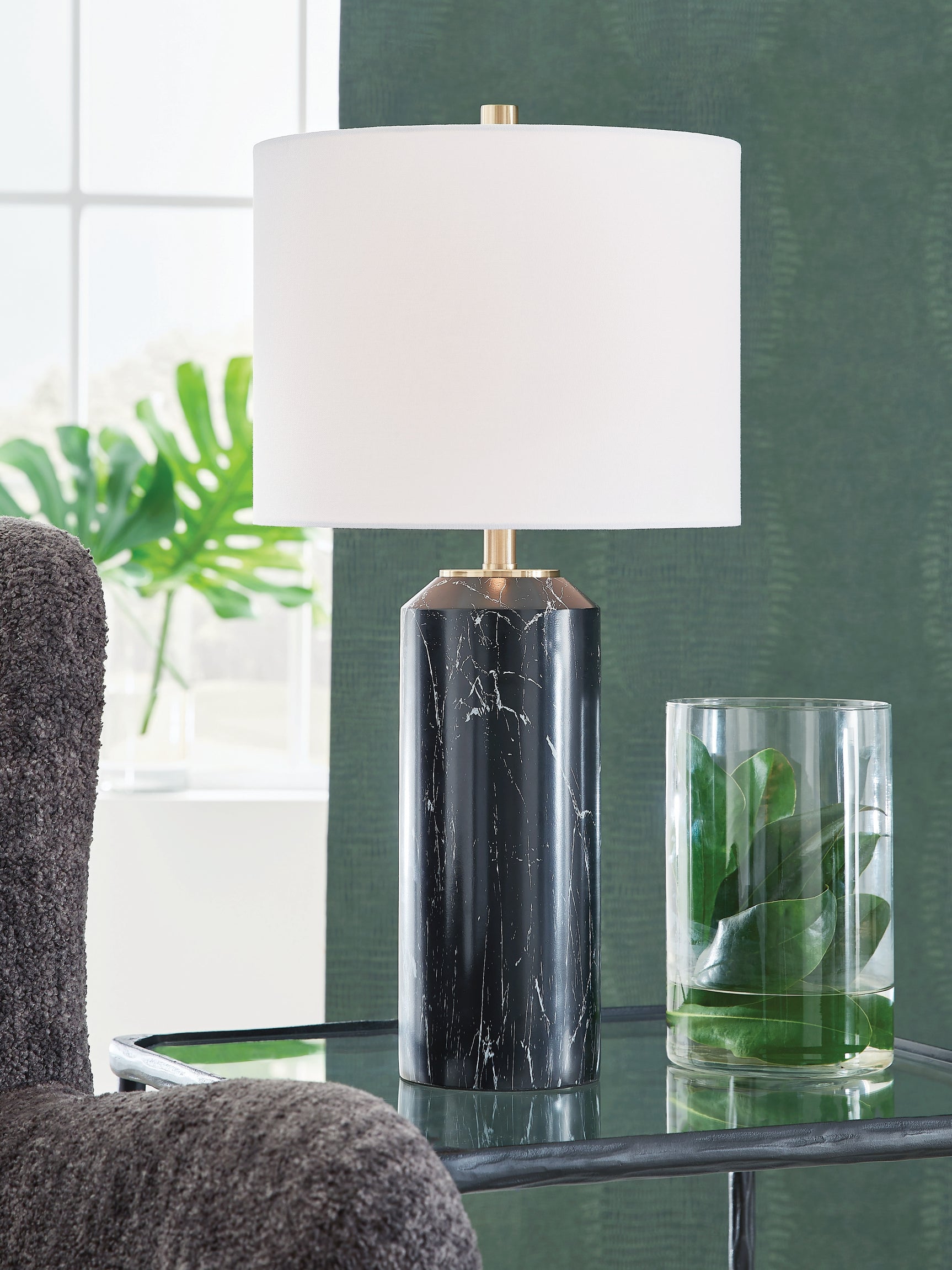 Hanzila Black/Gold Table Lamp (Online Special Price) - Ornate Home