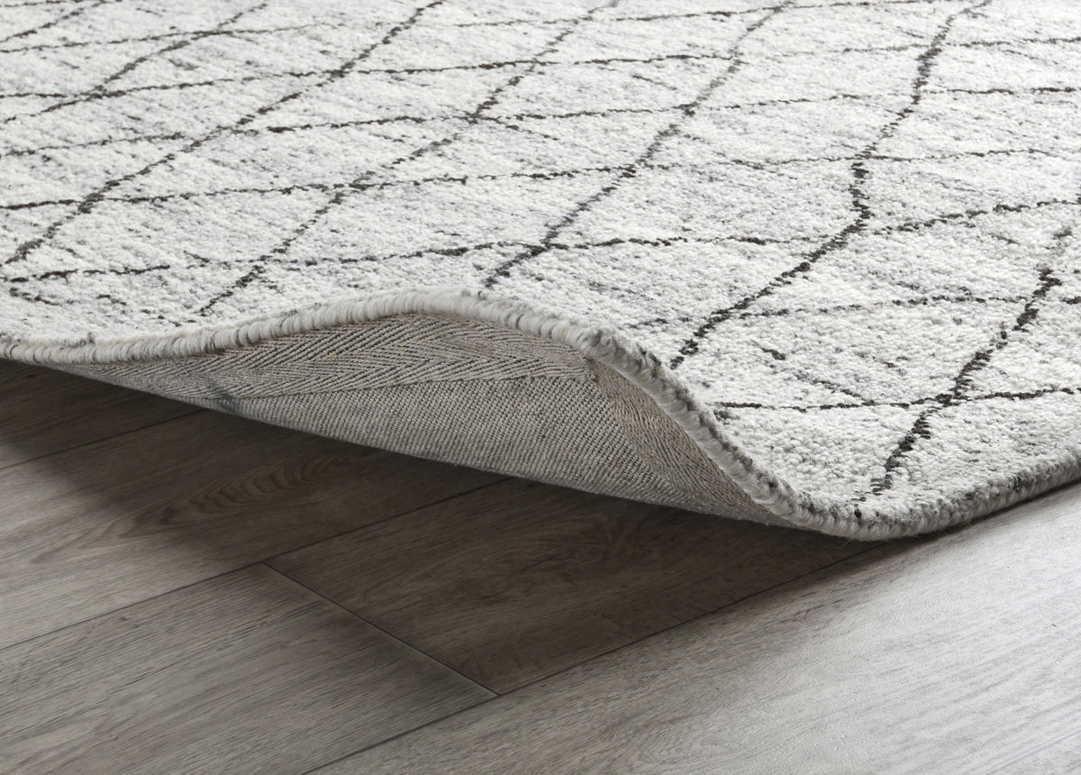 Hastings Ivory/Gray Rug - Ornate Home