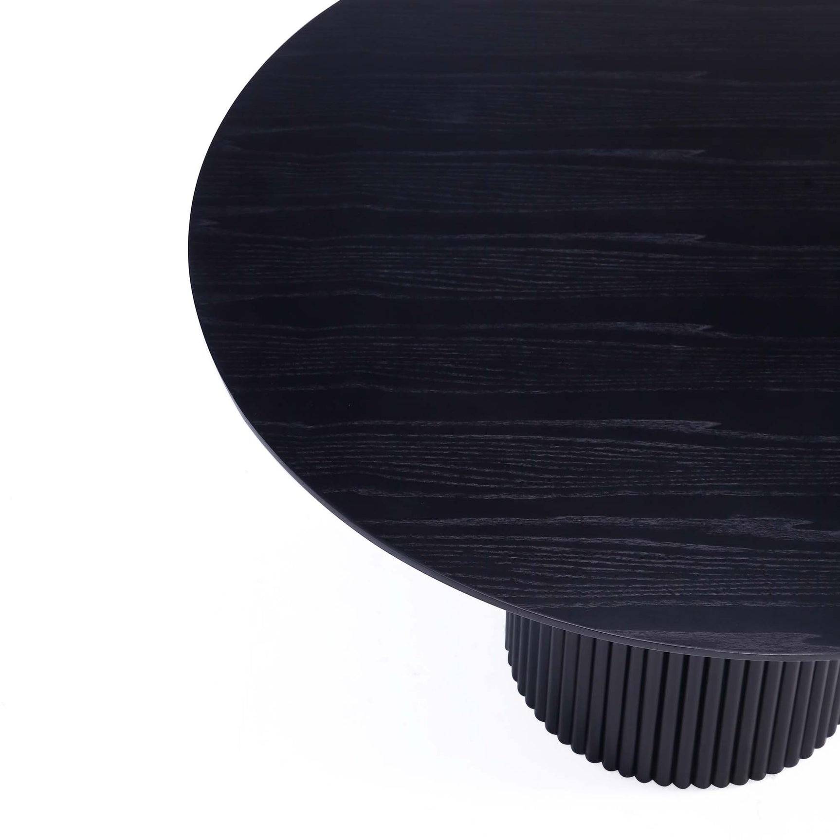 Hathaway 47.24 Round Dining Table in Black - Ornate Home