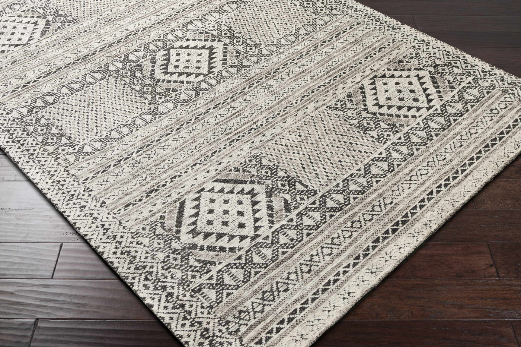 Hemyock Premium Wool&Viscose Carpet - Clearance - Ornate Home