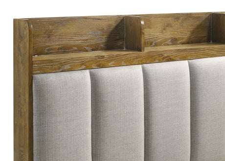 Henderson Medium Oak 4-piece Queen Bedroom Set - Ornate Home