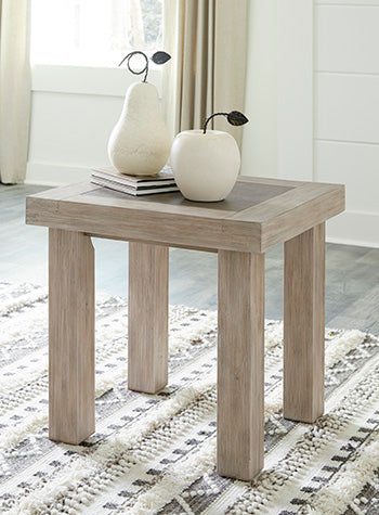 Hennington End Table (Online Special Price) - Ornate Home