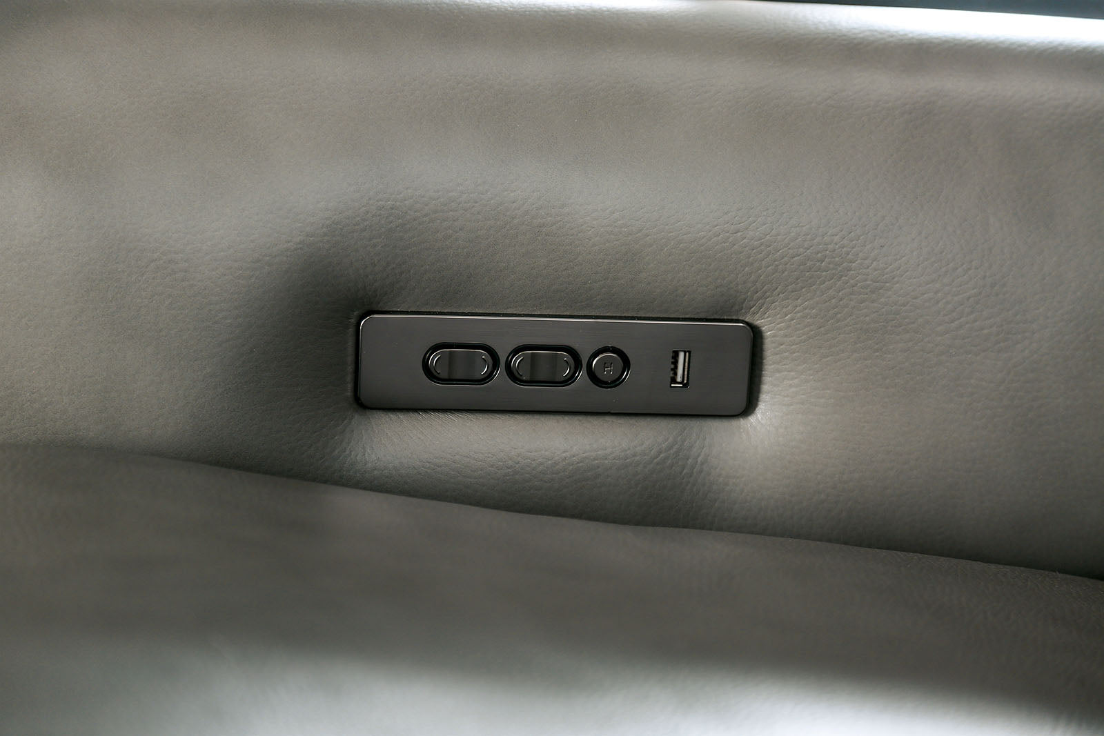 Hestia Gray Top Grain Leather Match Power Sectional - Ornate Home