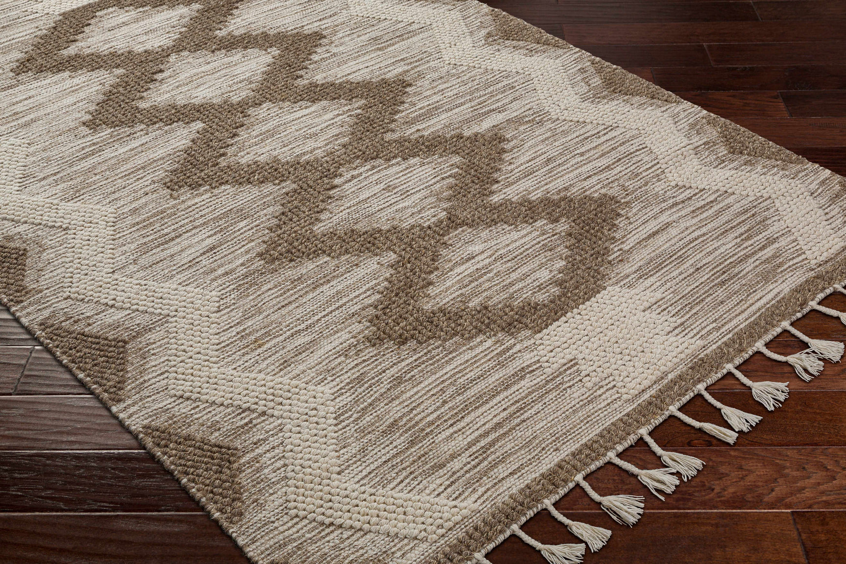Highpoint Tasseled Jute Rug - Clearance - Ornate Home