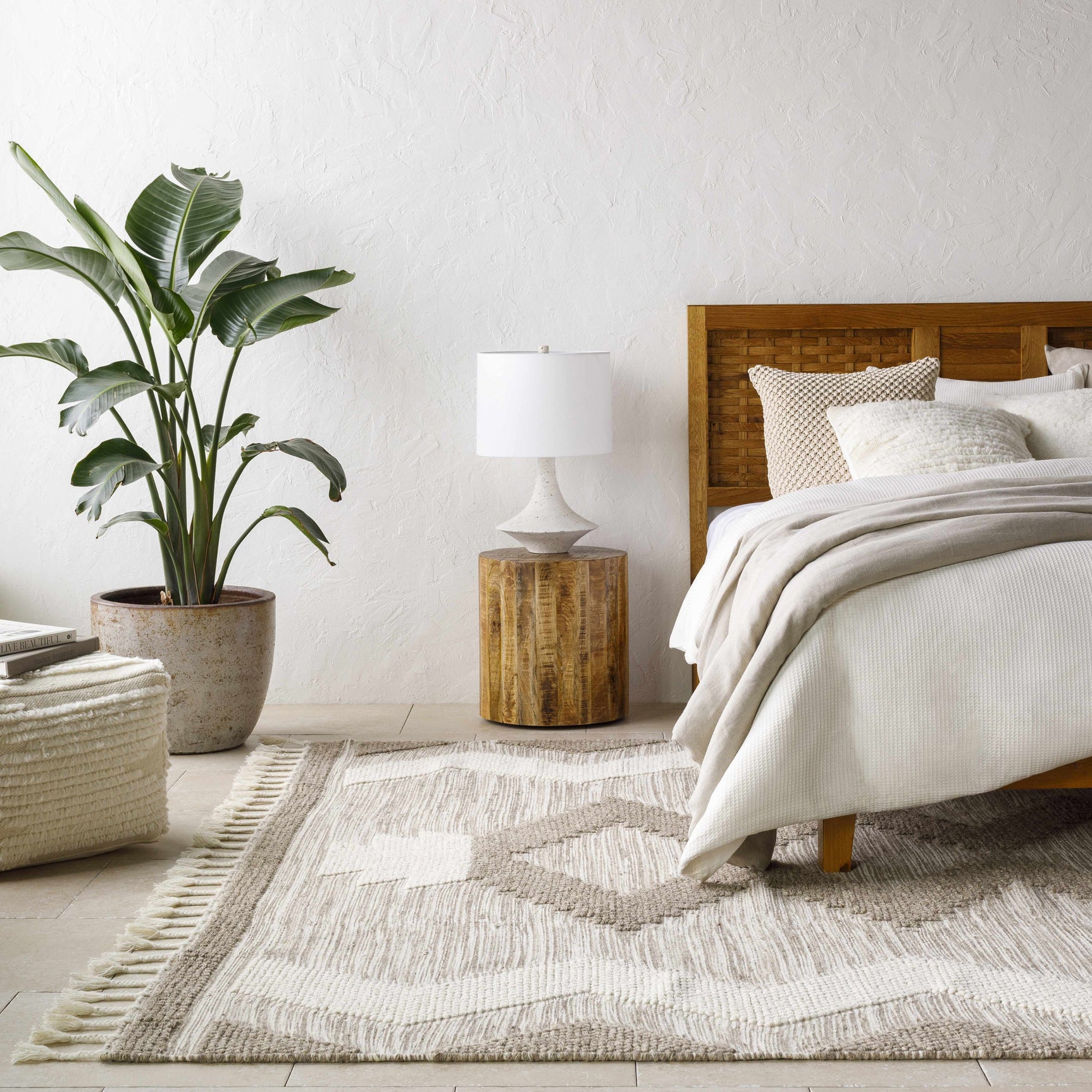 Highpoint Tasseled Jute Rug - Clearance - Ornate Home