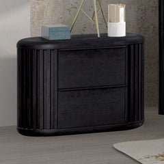 Hildesheim Black Queen 5 Piece Bedroom Set w/Chest (N1) - Ornate Home