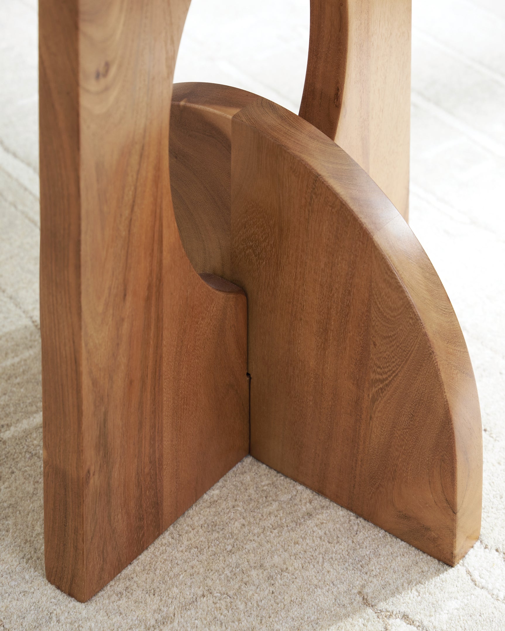 Hollbourne Brown Accent Table - Ornate Home