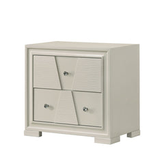 Holsted White 4 Pc. Queen Bedroom Set - Ornate Home