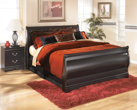 Huey Vineyard Black Full Sleigh Bedroom Set with Dresser, Mirror, Chest and Nightstand - Ornate Home