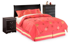 Huey Vineyard Black Full Sleigh Headboard, Chest and Nightstand - Ornate Home