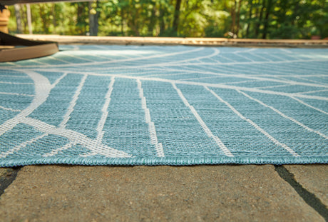 Hulsia Ivory/Aqua 5' x 7' Rug - Ornate Home