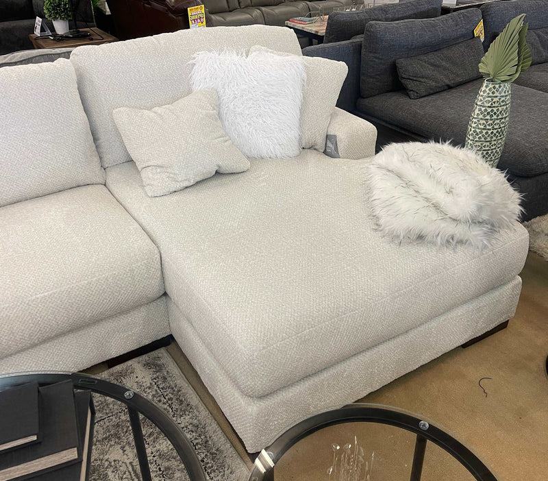 Zada Ivory 2pc RAF Chaise Sectional